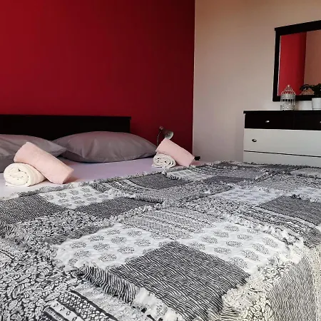 Apartamento Nozret *